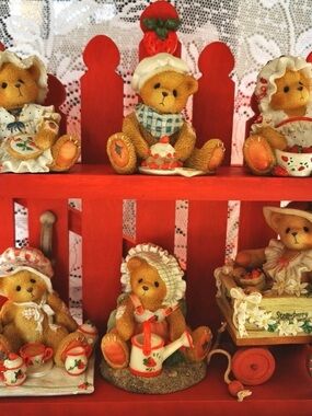 Cherished Teddies “Down Strawberry Lane”